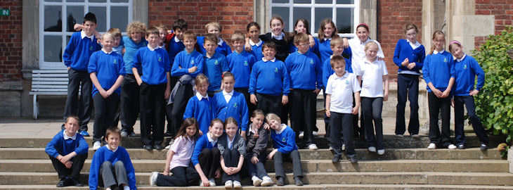 A school group at the Hall